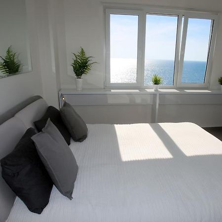 White Residence Luxury Apartments Sarandë 客房 照片