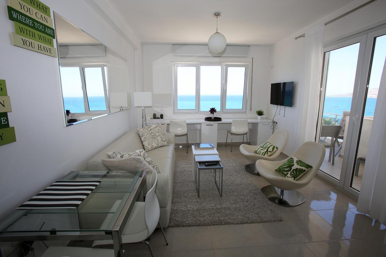 White Residence Luxury Apartments Sarandë 外观 照片